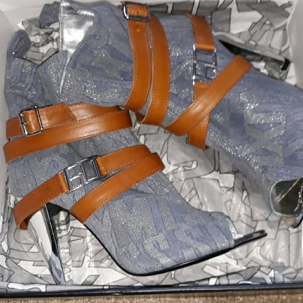 Faded Denim ankle bootie